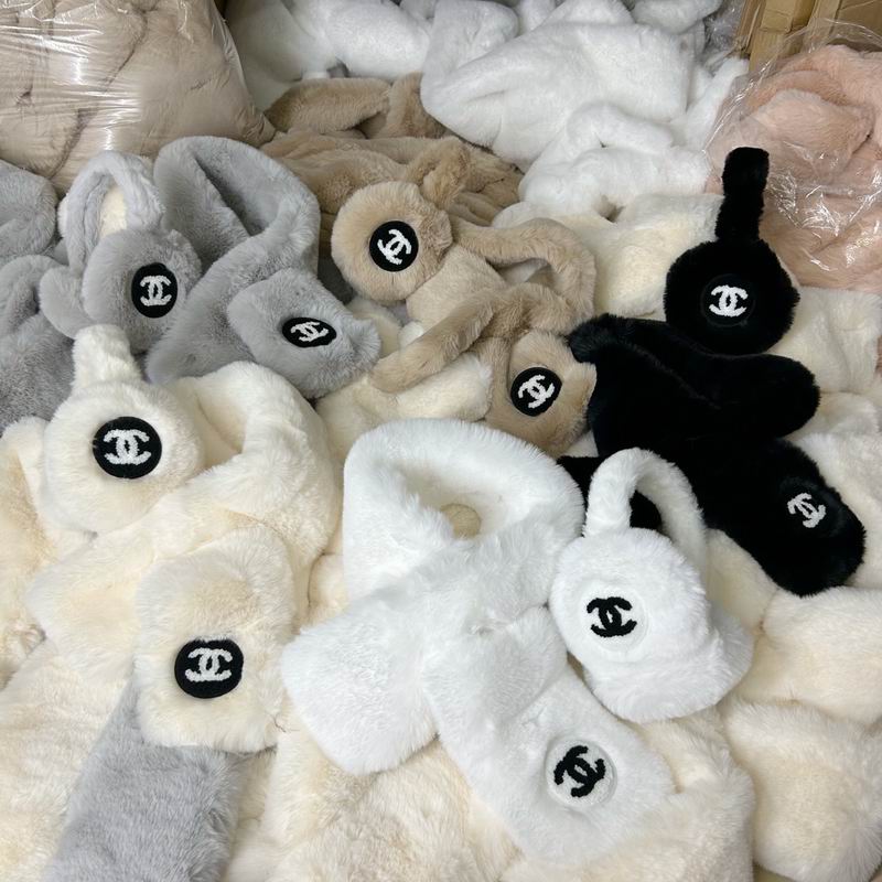 Chanel Scarf earmuff dx19